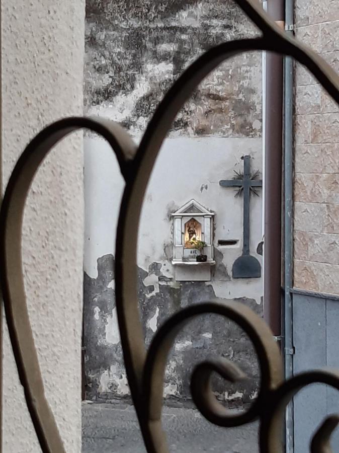Tra I Vicoli Di Aci Daire Acireale Dış mekan fotoğraf